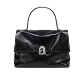 Bolsa Transversal Preta Feminina Média de Couro Paola