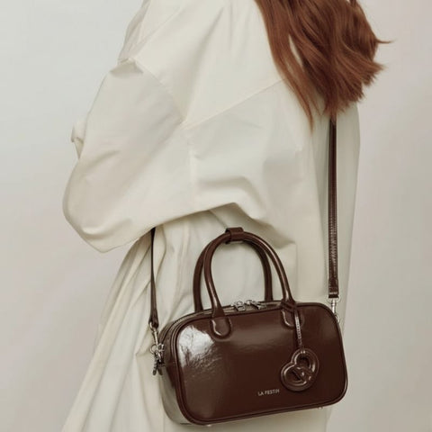 Bolsa Tiracolo Feminina Pequena de Couro Chocolate Ciabatta