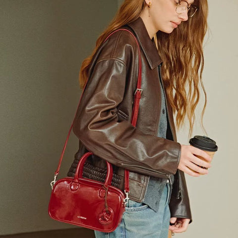 Bolsa Tiracolo Feminina Pequena de Couro Vinho Ciabatta