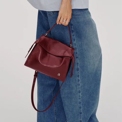 Bolsa Transversal Feminina Média de Couro Vinho Gabi