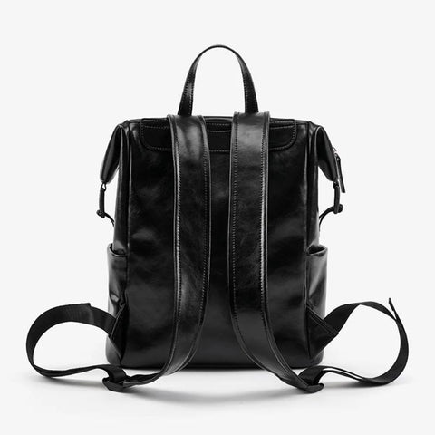 Mochila Feminina Preta de Couro Grande Pamela